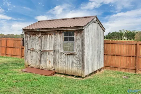 19576 Looney Road Athens AL 35613