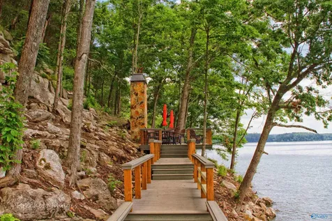 51 Fall Creek Drive Guntersville AL 35976