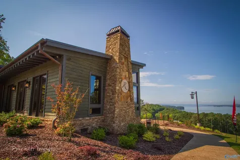 51 Fall Creek Drive Guntersville AL 35976