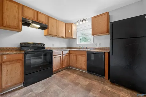 4056 Knollbrook Drive NW Huntsville AL 35810