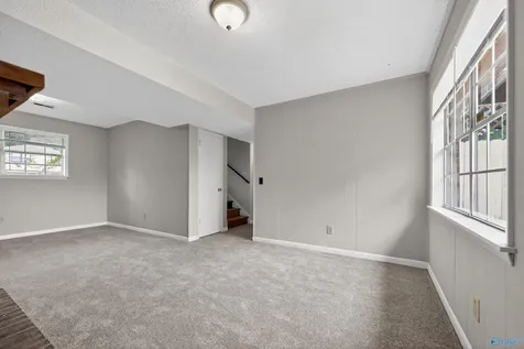 4056 Knollbrook Drive NW Huntsville AL 35810
