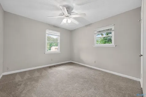 4056 Knollbrook Drive NW Huntsville AL 35810