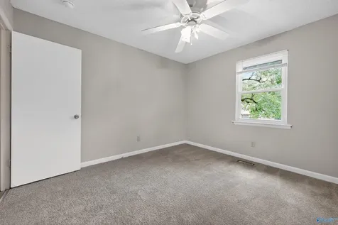 4056 Knollbrook Drive NW Huntsville AL 35810