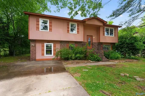 4056 Knollbrook Drive NW Huntsville AL 35810