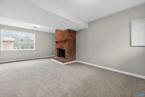 4056 Knollbrook Drive NW Huntsville AL 35810