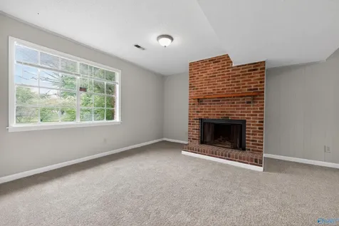4056 Knollbrook Drive NW Huntsville AL 35810