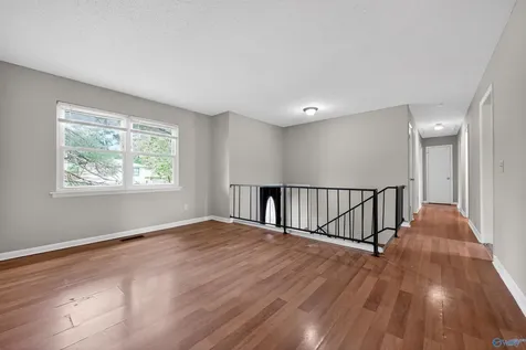 4056 Knollbrook Drive NW Huntsville AL 35810