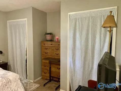 23799 Holt Road Athens AL 35613