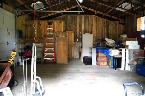 23799 Holt Road Athens AL 35613
