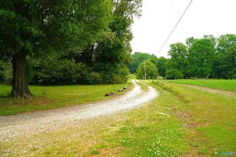 23799 Holt Road Athens AL 35613