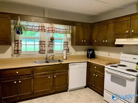 23799 Holt Road Athens AL 35613