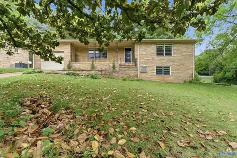 1002 Woodall Lane Huntsville AL 35816