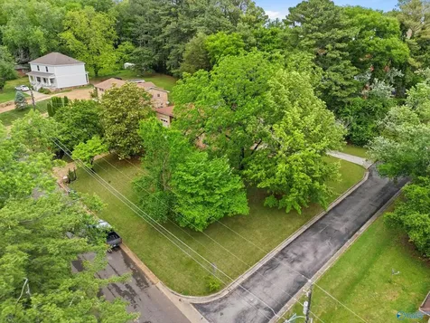 1002 Woodall Lane Huntsville AL 35816