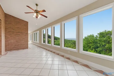 5 Saint Charles Road SE Huntsville AL 35801