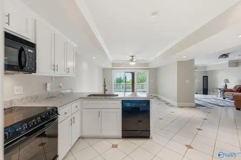 5 Saint Charles Road SE Huntsville AL 35801