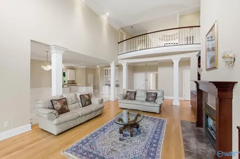 5 Saint Charles Road SE Huntsville AL 35801