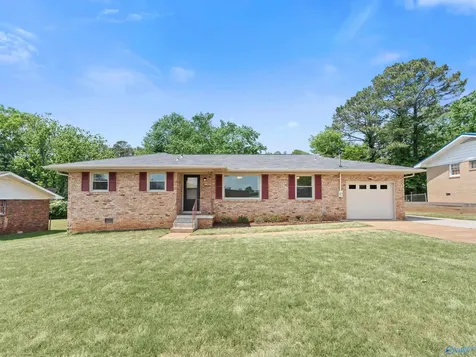 2507 Barney Terrace NW Huntsville AL 35810