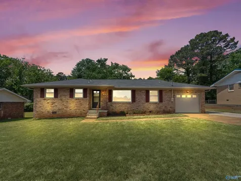 2507 Barney Terrace NW Huntsville AL 35810