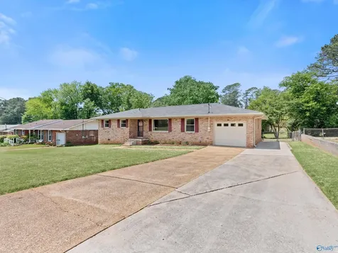 2507 Barney Terrace NW Huntsville AL 35810