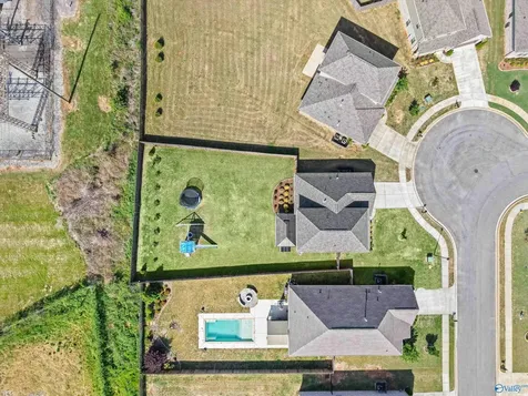902 Park Place Athens AL 35611