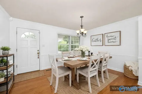 1119 Retlaw Street NW Huntsville AL 35816