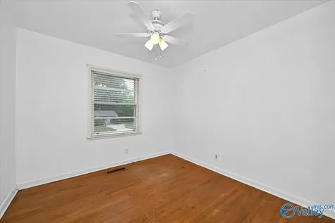 1119 Retlaw Street NW Huntsville AL 35816