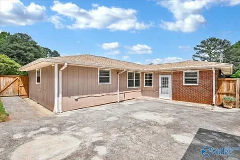 1119 Retlaw Street NW Huntsville AL 35816