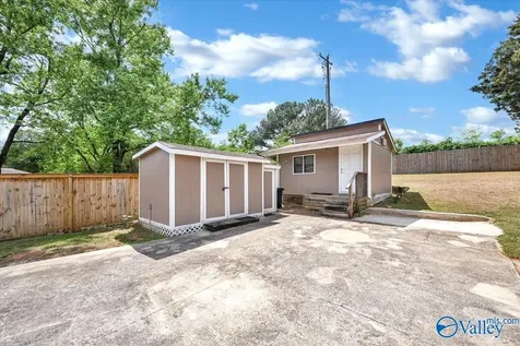 1119 Retlaw Street NW Huntsville AL 35816