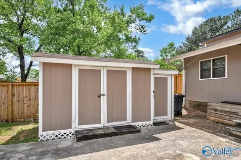 1119 Retlaw Street NW Huntsville AL 35816