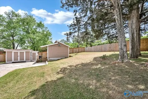 1119 Retlaw Street NW Huntsville AL 35816