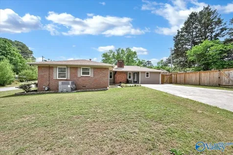 1119 Retlaw Street NW Huntsville AL 35816