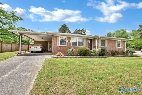 1119 Retlaw Street NW Huntsville AL 35816