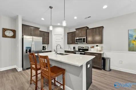 4010 Rockland Circle Owens Cross Roads AL 35763