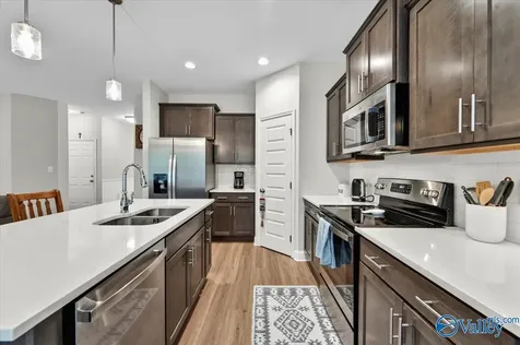 4010 Rockland Circle Owens Cross Roads AL 35763
