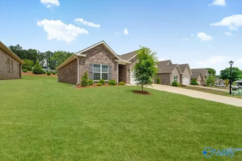 4010 Rockland Circle Owens Cross Roads AL 35763