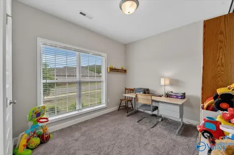 4010 Rockland Circle Owens Cross Roads AL 35763