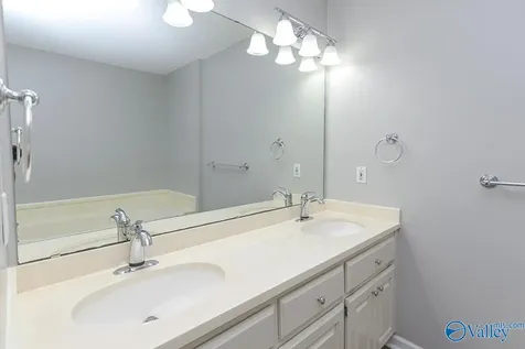 2510 Lawson Lake Court Huntsville AL 35803