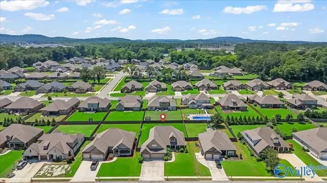 108 Somer Oaks Drive Huntsville AL 35811