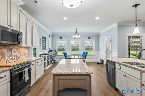 108 Somer Oaks Drive Huntsville AL 35811