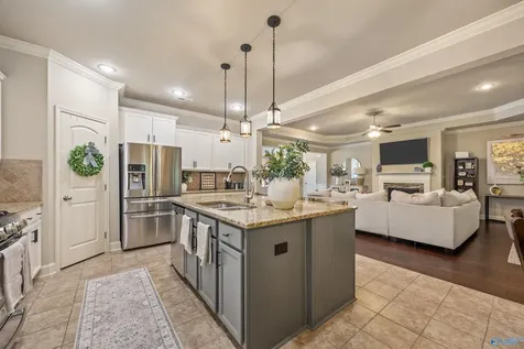 4417 Duskin Court SE Owens Cross Roads AL 35763