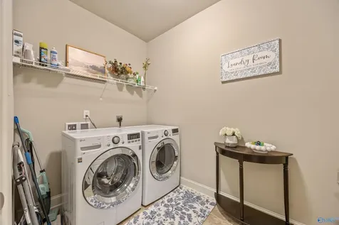 4417 Duskin Court SE Owens Cross Roads AL 35763