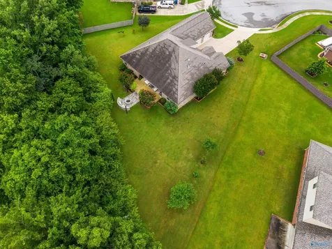 4417 Duskin Court SE Owens Cross Roads AL 35763