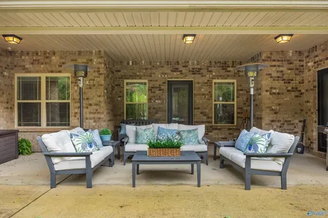 4417 Duskin Court SE Owens Cross Roads AL 35763