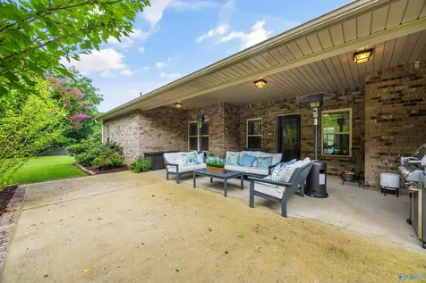 4417 Duskin Court SE Owens Cross Roads AL 35763