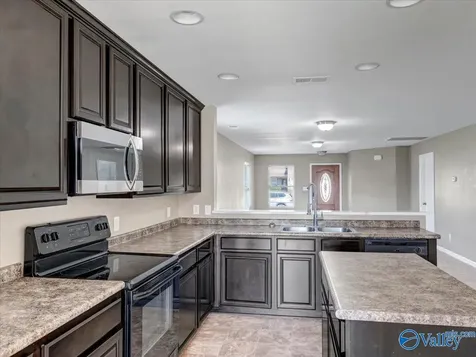172 Brooklawn Drive Harvest AL 35749