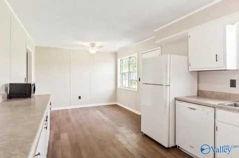 80 Mcdonald Lane Guntersville AL 35976
