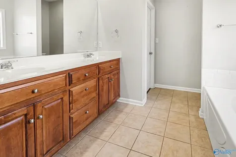 26540 Mill Creek Way Athens AL 35613
