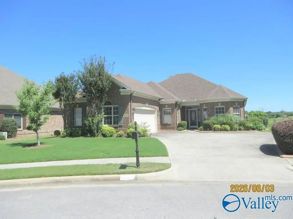 16013 Shropshire Drive SE Huntsville AL 35803