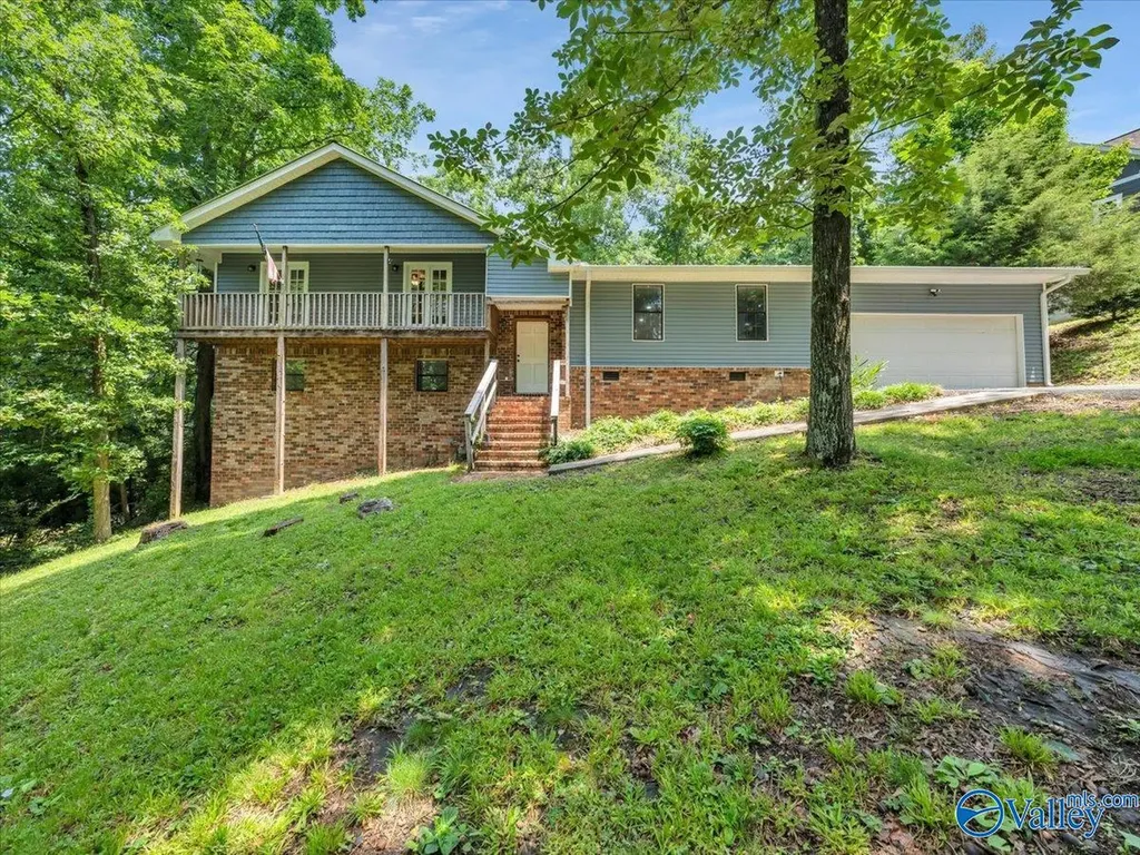 3516 Cedar Lane Guntersville AL 35976