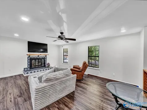 3516 Cedar Lane Guntersville AL 35976